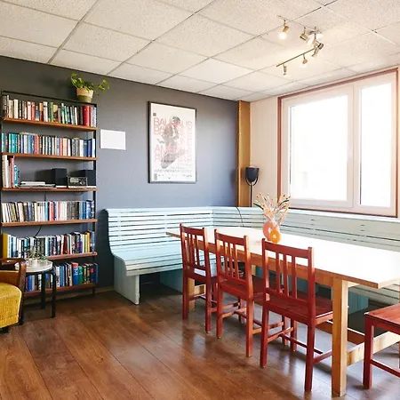 旅馆 Sleep Station