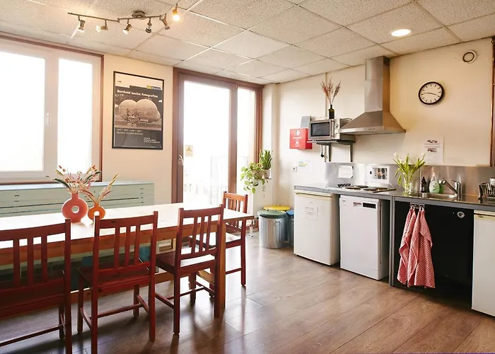 Sleep Station بيت شباب