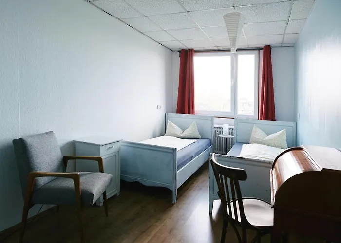 Sleep Station بيت شباب مونستر